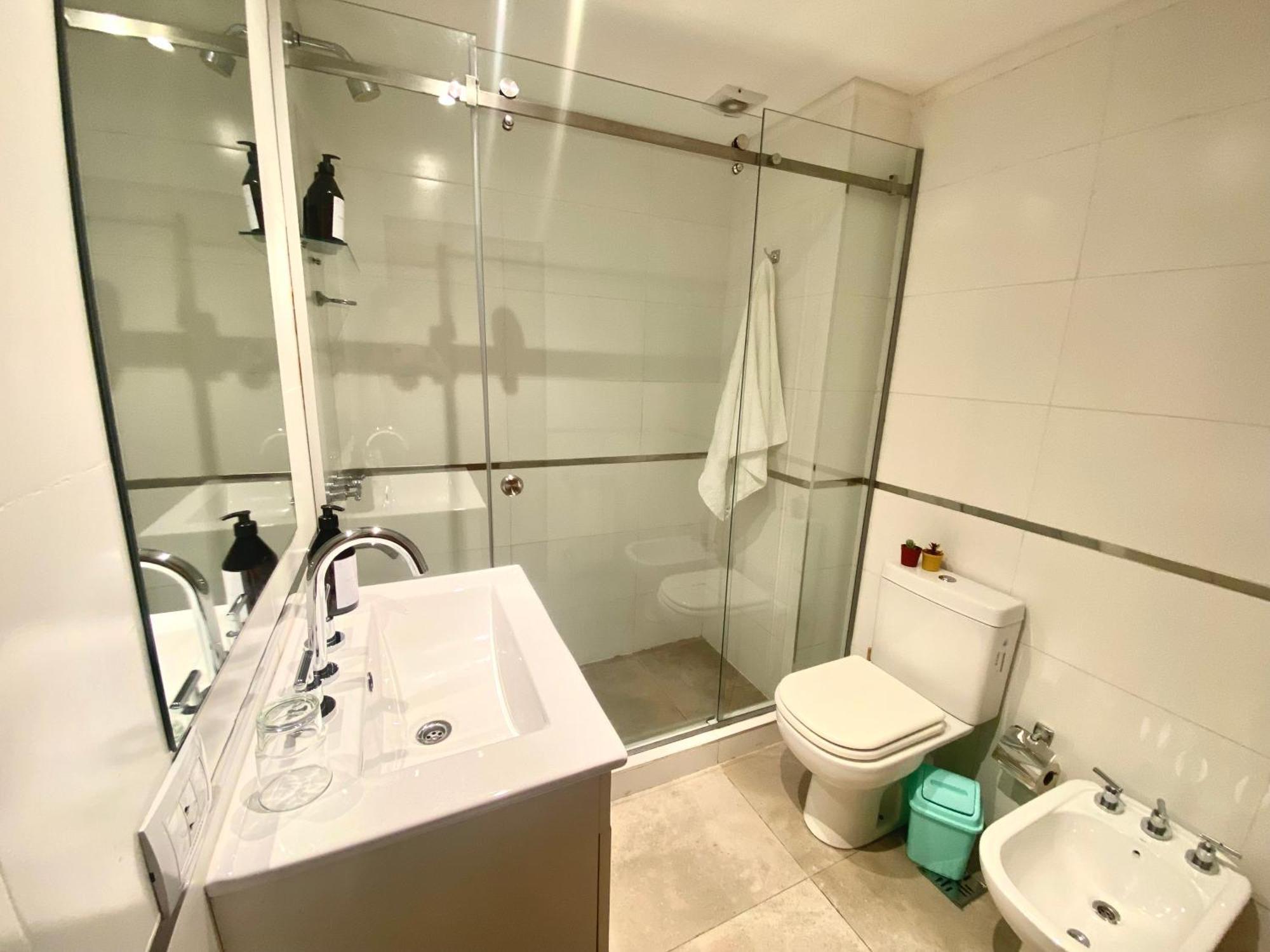 Apartment Depto Genova, Zona Norte, Cochera Con Reserva Previa *
