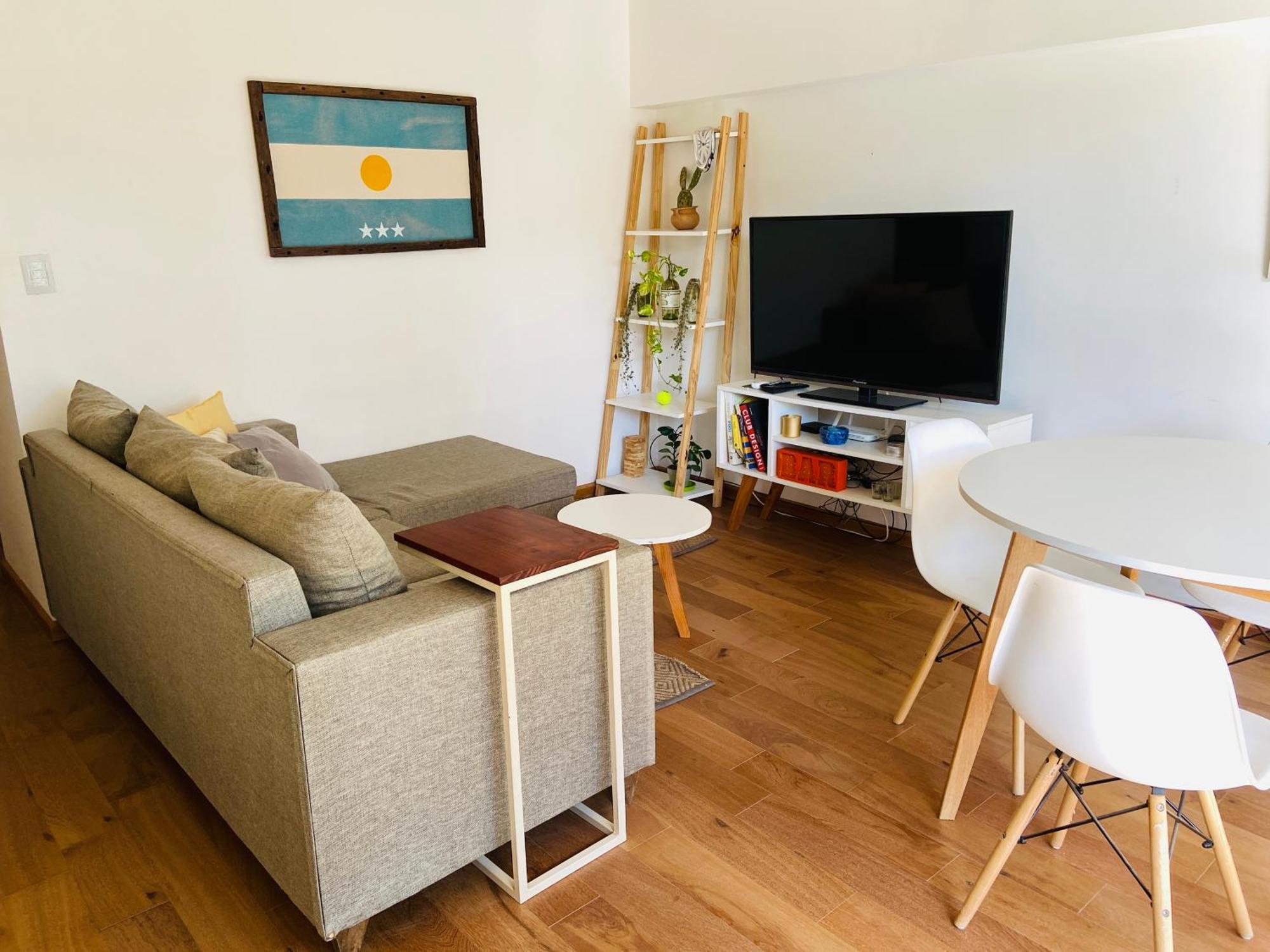 Depto Genova, Zona Norte, Cochera Con Reserva Previa Apartment